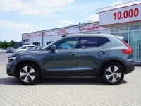 Neu Volvo XC40 Core 163 PS (119 kW) 2026 Forestlakemet. SUV