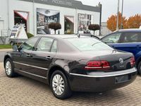 Gebraucht VW Phaeton 245 PS (180 kW) 2014 Moccaanthrazit perleffekt Limousine