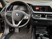 Gebraucht BMW 118 Advantage 140 PS (102 kW) 2021 Schwarz Kleinwagen