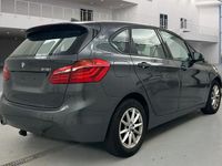 Gebraucht BMW 218 Advantage 140 PS (102 kW) 2020 Grau Kombi