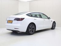Gebraucht Tesla Model 3 Standard Range 225 kW (306 PS) 2021 Weiß Limousine