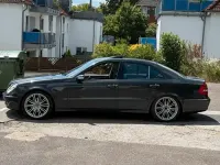 Gebraucht Mercedes E320 Avantgarde 204 PS (150 kW) 2003 Grau Limousine