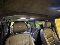 Second-hand VW Multivan Highline 199 CP (146 kW) 2021 Negru Monovolum