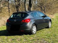 Gebraucht Opel Astra Selection 101 PS (74 kW) 2009 Grau Limousine