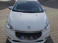 Second-hand Peugeot 208 Active 82 CP (60 kW) 2013 Alb Hatchback