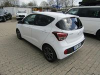 Gebraucht Hyundai i10 YES! 67 PS (49 kW) 2019 Polar white / sol Kleinwagen