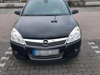 Usata Opel Astra 90 CV (66 kW) 2008 Nero Station wagon
