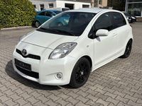 Gebraucht Toyota Yaris 133 PS (97 kW) 2010 Weiß Kleinwagen