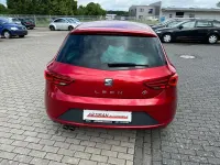 Gebraucht Seat Leon FR 125 PS (91 kW) 2018 Rot Limousine