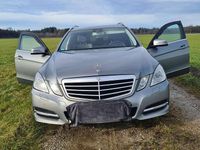 Gebraucht Mercedes E220 170 PS (125 kW) 2011 Grau Kombi