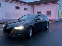 Gebraucht Audi A4 143 PS (105 kW) 2012 Schwarz Kombi