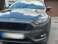 gebraucht Ford Focus 1,0 EcoBoost 103kW ST-Line Turnier ST-Line