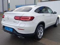 Gebraucht Mercedes GLC300e 320 PS (235 kW) 2020 Weiß Coupé