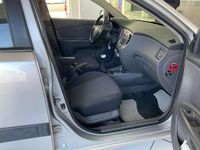 Gebraucht Kia Rio 88 PS (64 kW) 2007 Grau Limousine