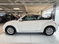 Gebraucht VW Beetle Cabriolet Design 105 PS (77 kW) 2013 Weiß Cabrio