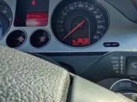 Gebraucht VW Passat 160 PS (117 kW) 2008 Schwarz Kombi