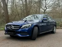Gebraucht Mercedes C180 156 PS (114 kW) 2015 Blau Limousine