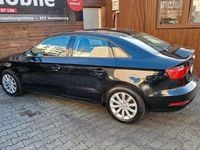 Gebraucht Audi A3 Attraction 110 PS (80 kW) 2016 Brillantschwarz Limousine