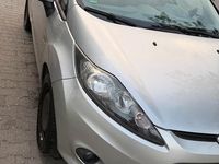Gebraucht Ford Fiesta 44 PS (32 kW) 2009 Silber Kleinwagen