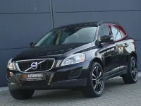 Gebraucht Volvo XC60 Momentum 241 PS (177 kW) 2012 Schwarz SUV