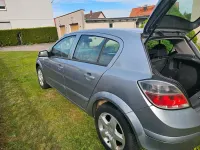 Usata Opel Astra 116 CV (85 kW) 2007 Grigio Utilitaria