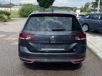 Gebraucht VW Passat Active 218 PS (160 kW) 2021 Grau Kombi