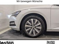 Gebraucht Skoda Superb Style 150 PS (110 kW) 2024 Weiß Kombi