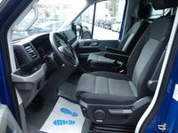 Gebraucht VW Crafter 177 PS (130 kW) 2023 Deep ocean blue Van