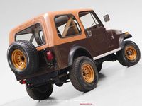 Gebraucht Jeep CJ 209 PS (153 kW) 1983 Braun Cabrio
