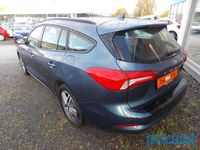 gebraucht Ford Focus 1.0 EcoBoost Trend Klima SHZ heizb. Frontscheibe