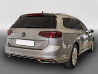 Gebraucht VW Passat Elegance 150 PS (110 kW) 2024 Silber Kombi