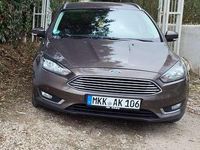 Usata Ford Focus Titanium 120 CV (88 kW) 2017 Marrone Station wagon