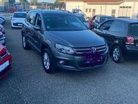 Gebraucht VW Tiguan Life 160 PS (117 kW) 2013 Grau SUV