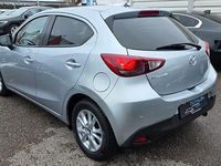 Gebraucht Mazda 2 Exclusive-Line 90 PS (66 kW) 2018 Silber Limousine