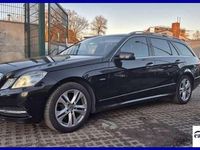 Gebraucht Mercedes E350 Avantgarde 231 PS (169 kW) 2010 Obsidianschwarz Kombi