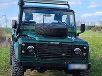 Gebraucht Land Rover Defender 145 PS (106 kW) 2006 Grün SUV