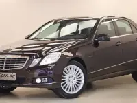 Gebraucht Mercedes E250 204 PS (150 kW) 2009 Braun Limousine