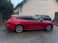 Gebraucht Ford Focus Vignale 182 PS (133 kW) 2019 Rot Kombi