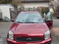 Gebraucht Ford Fusion Ambiente 101 PS (74 kW) 2003 Rot Kleinwagen