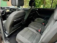 Gebraucht VW Touran Highline 150 PS (110 kW) 2015 Schwarz Van / Kleinbus