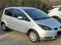 Gebraucht Mitsubishi Colt Inform 95 PS (69 kW) 2008 Silber Van / Kleinbus