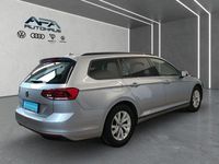 Gebraucht VW Passat Conceptline 150 PS (110 kW) 2023 Silber Kombi