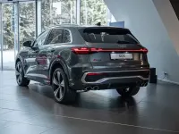 Neu Audi SQ5 Sport 367 PS (269 kW) 2026 Grau SUV