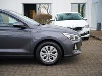 gebraucht Hyundai i30 CW FAMILY 1.4T-GDI SCHECKHEFTGEPFLEGT+SITZHZ