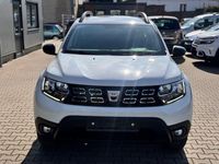 Gebraucht Dacia Duster Comfort 116 PS (85 kW) 2021 Weiß SUV