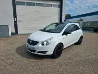 Gebraucht Opel Corsa 87 PS (63 kW) 2011 Weiß Kleinwagen