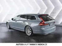 Gebraucht Volvo V90 Momentum 145 PS (106 kW) 2021 Kombi