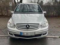 Gebraucht Mercedes B170 116 PS (85 kW) 2005 Silber Van / Kleinbus
