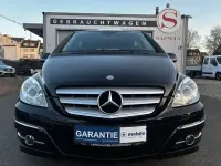 Gebraucht Mercedes B160 95 PS (69 kW) 2011 Schwarz Kleinwagen
