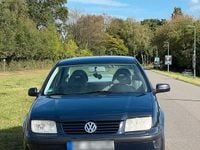 Gebraucht VW Bora Edition 90 PS (66 kW) 2000 Blau Limousine